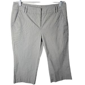 New York & Company Women's Grey Bermuda Dress Pants‎ Size 4